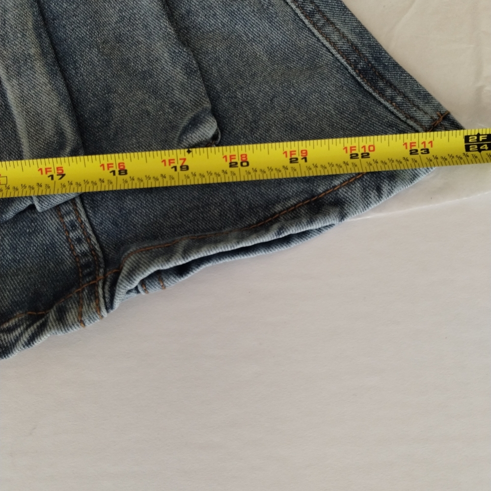 Asymmetrical Skirt - Picture 6 of 13